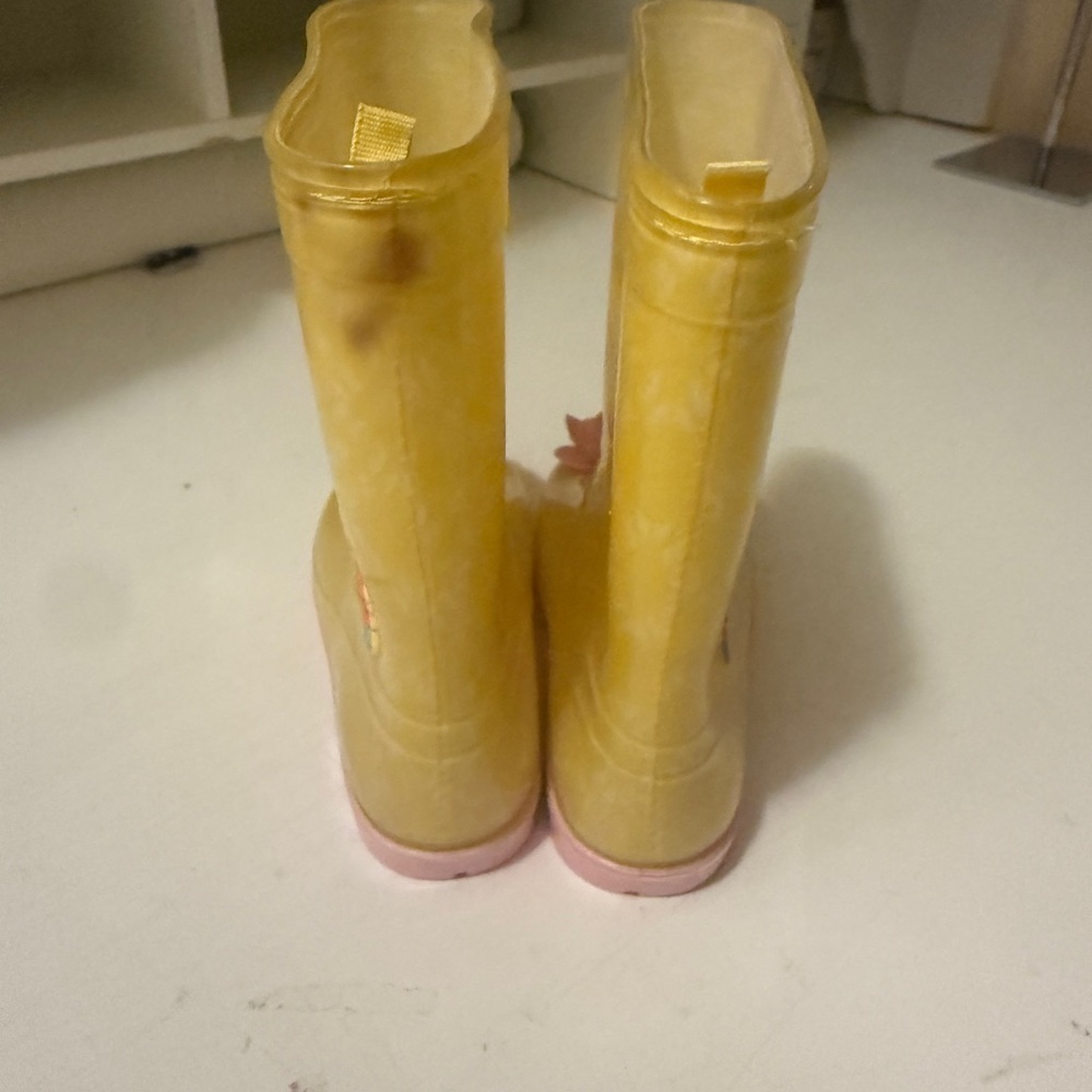 Disney Yellow Princess Rain Boots with Pink Accents - Picture 4 of 14